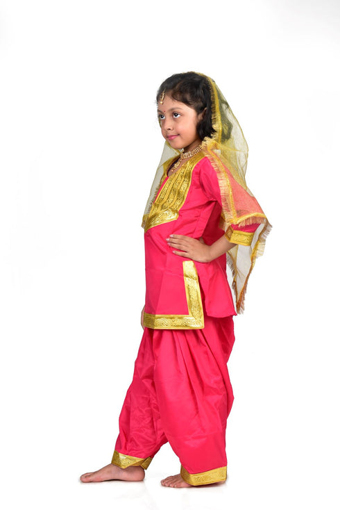 BookMyCostume Punjabi Folk Dance Costume Giddha for Girls and Females | Pink & Golden | With Jewellery